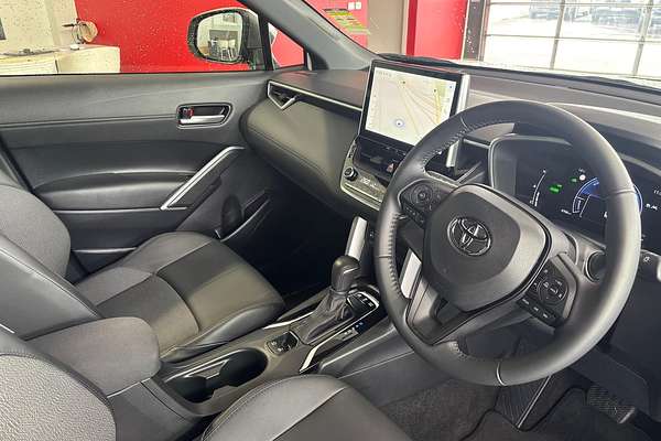 2024 Toyota Corolla Cross GXL MXGH10R