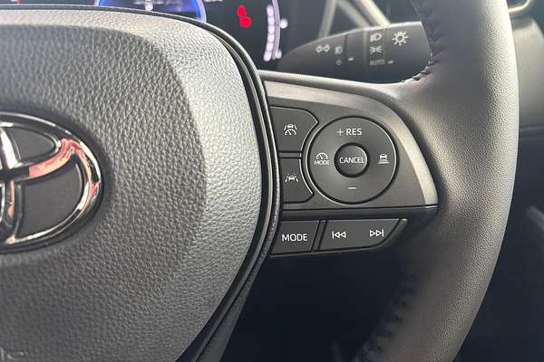 2024 Toyota Corolla Cross GXL MXGH10R