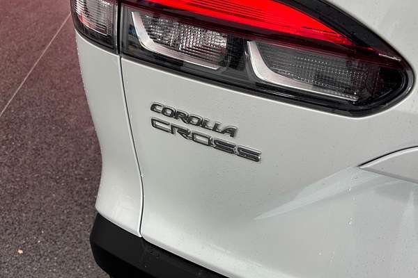 2024 Toyota Corolla Cross GXL MXGH10R