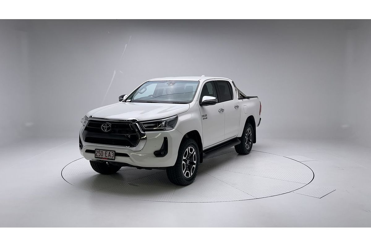 2022 Toyota Hilux SR5 GUN126R 4X4