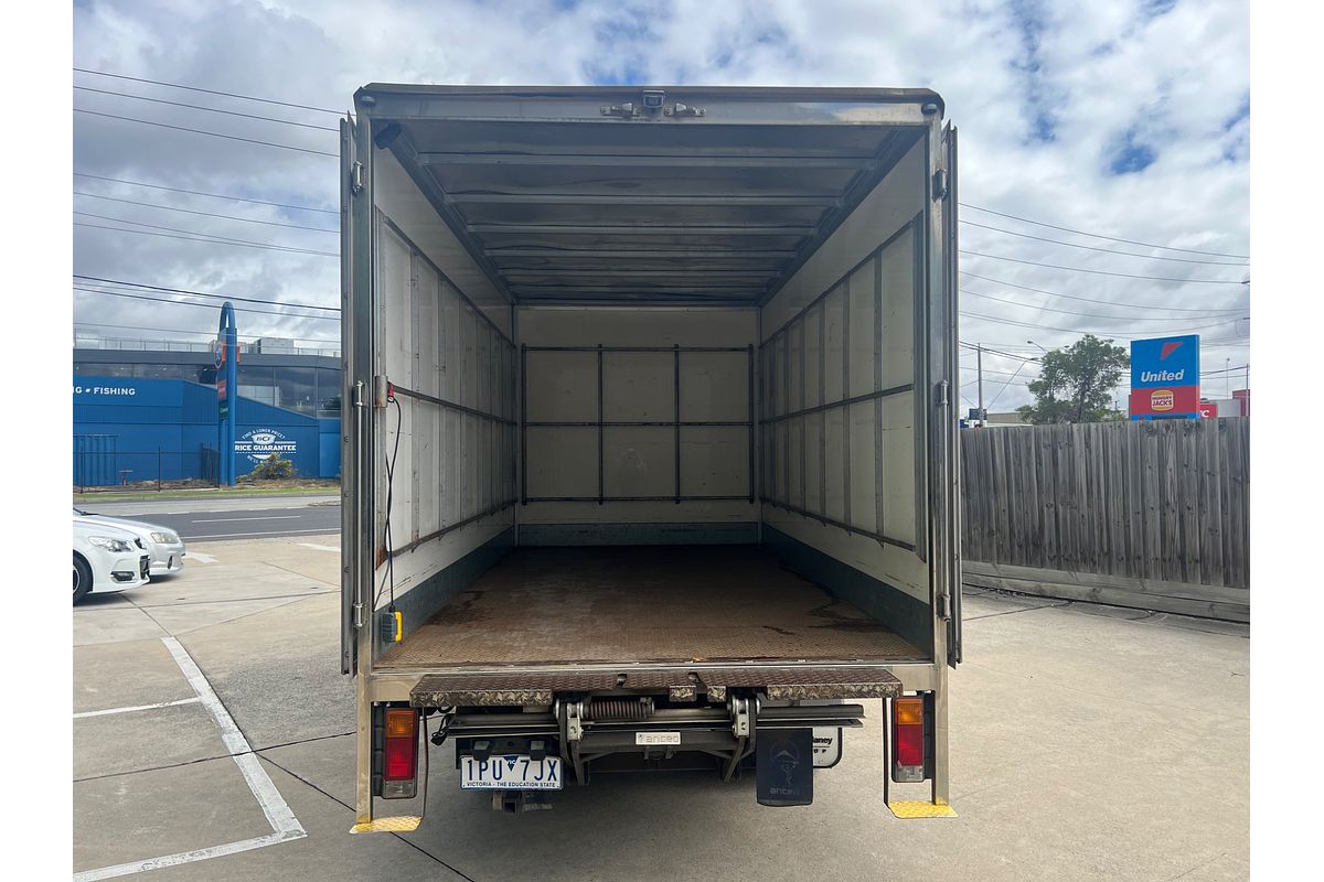 2019 Hino 300 Series 616  4x2