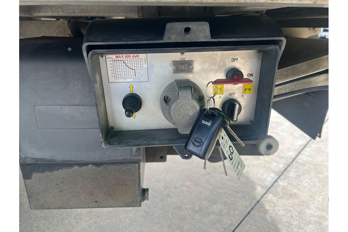 2019 Hino 300 Series 616  4x2