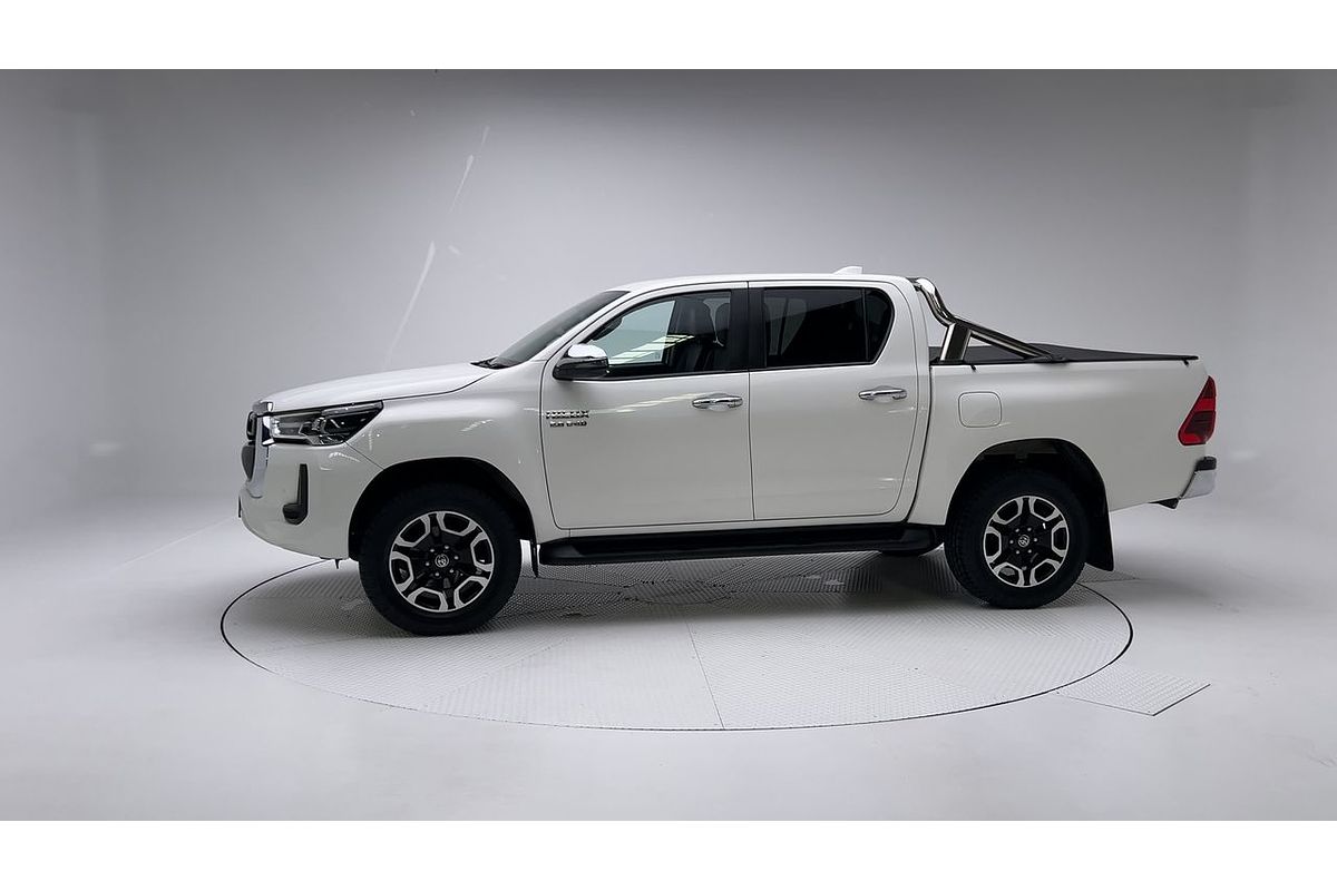 2022 Toyota Hilux SR5 GUN126R 4X4