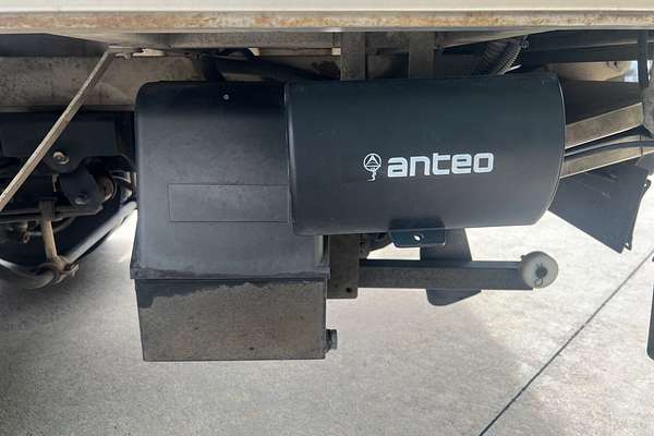 2019 Hino 300 Series 616  4x2
