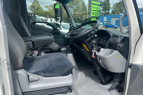 2019 Hino 300 Series 616  4x2