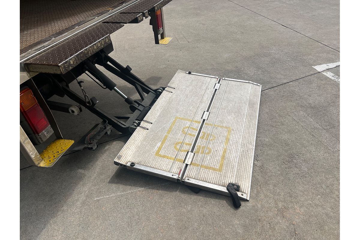 2019 Hino 300 Series 616  4x2