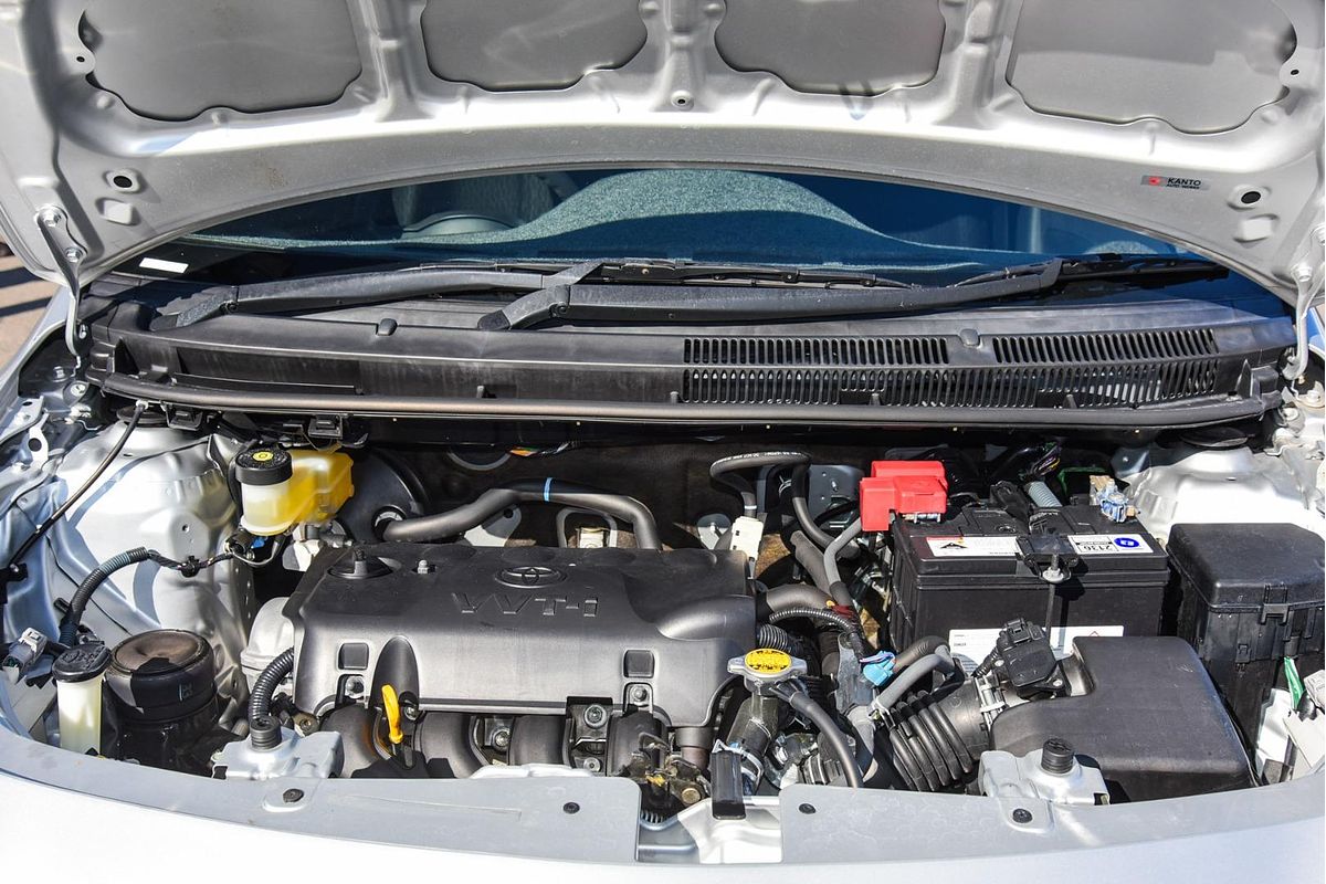 2010 Toyota Yaris YRS NCP93R