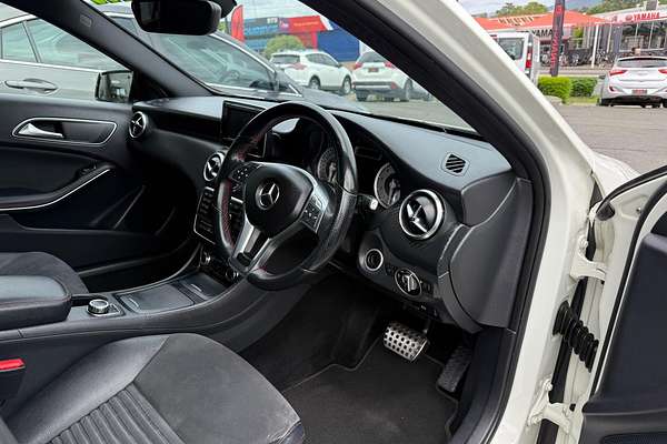 2014 Mercedes-Benz A-Class A200 W176