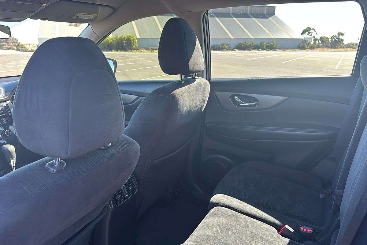 2014 Nissan X-TRAIL ST T32