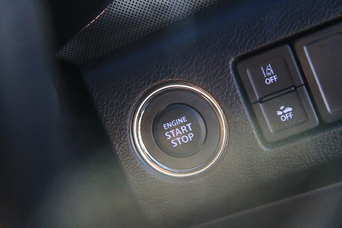 2024 Suzuki Vitara Turbo Shadow LY Series II