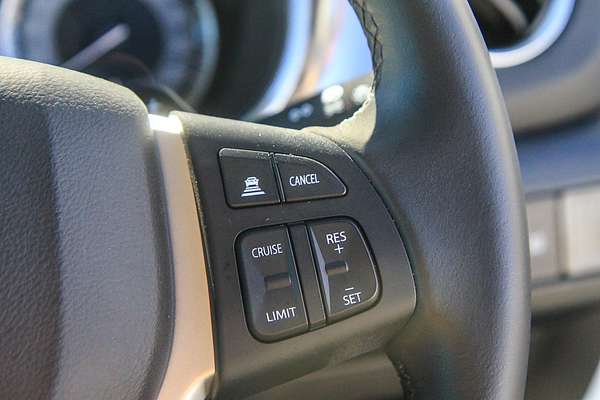2024 Suzuki Vitara Turbo Shadow LY Series II