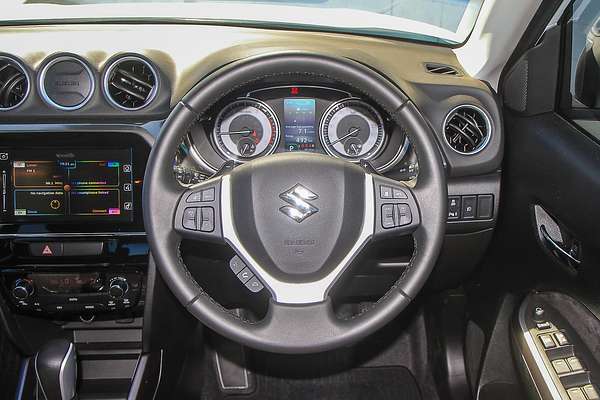 2024 Suzuki Vitara Turbo Shadow LY Series II