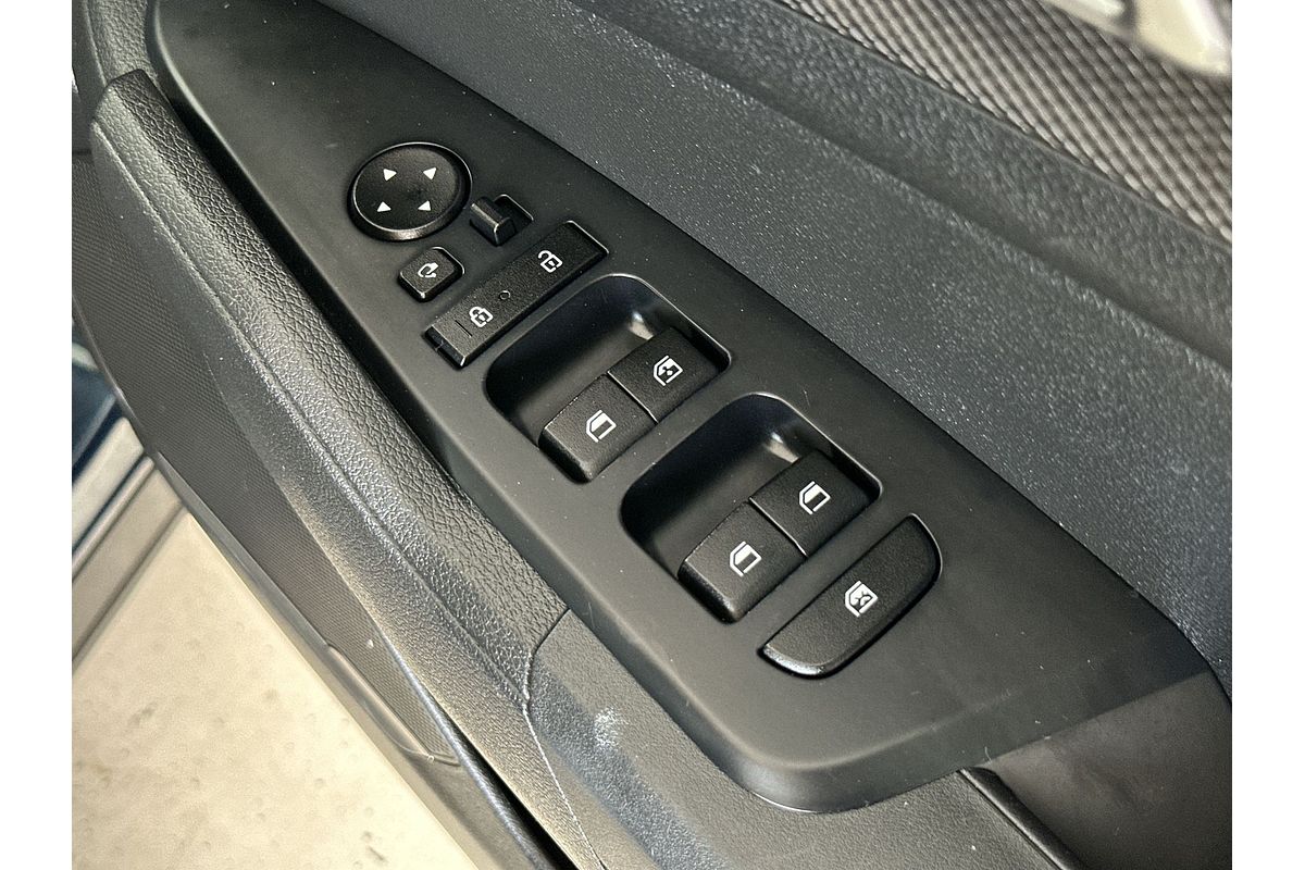 2022 Kia Sportage S NQ5