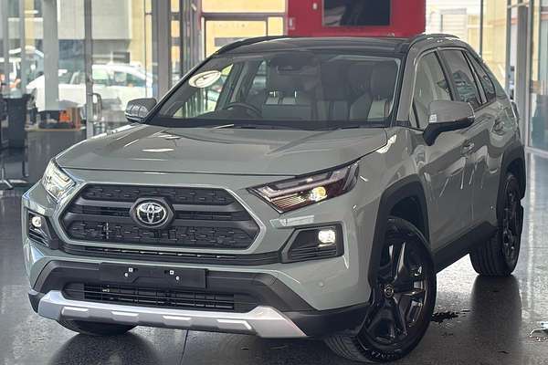 2024 Toyota RAV4 Edge AXAA54R