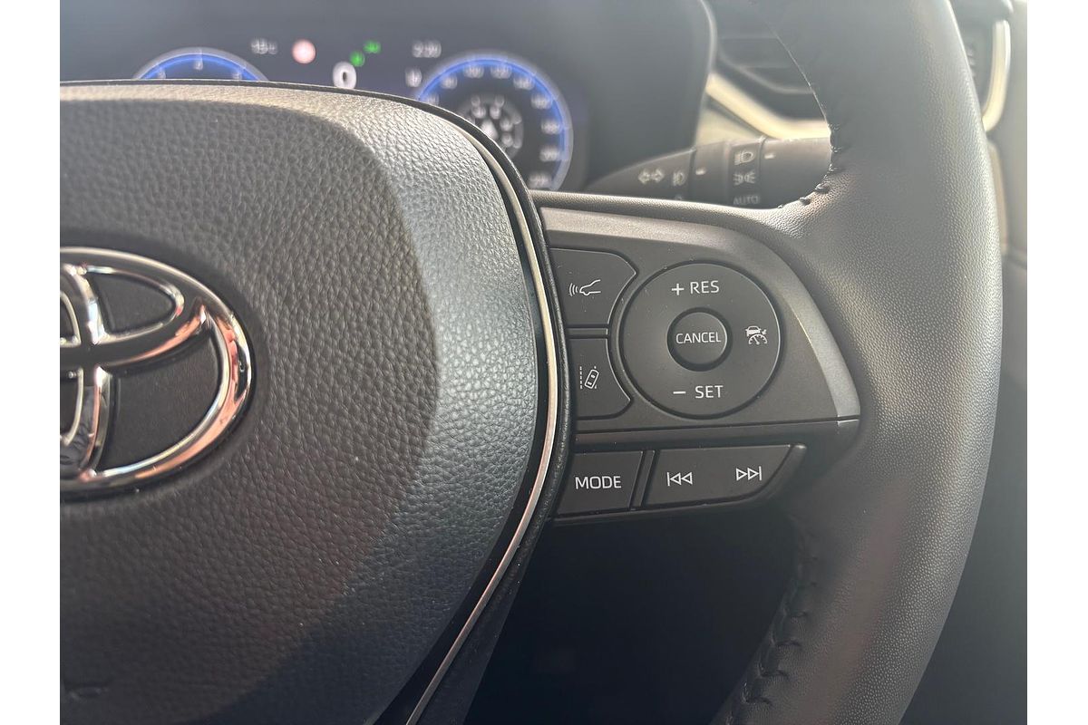 2024 Toyota RAV4 Edge AXAA54R