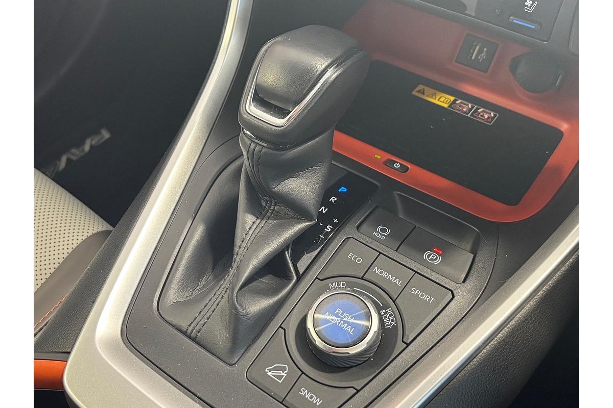 2024 Toyota RAV4 Edge AXAA54R