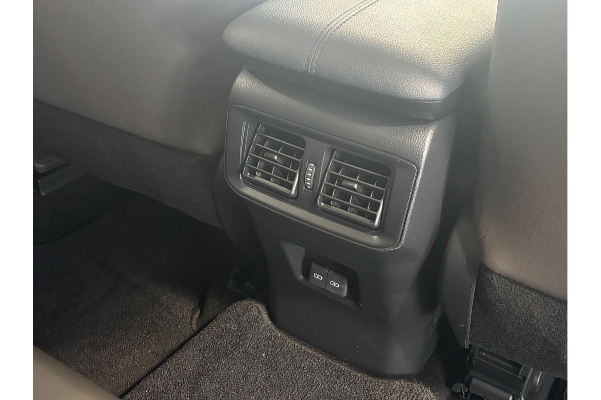 2024 Toyota RAV4 Edge AXAA54R