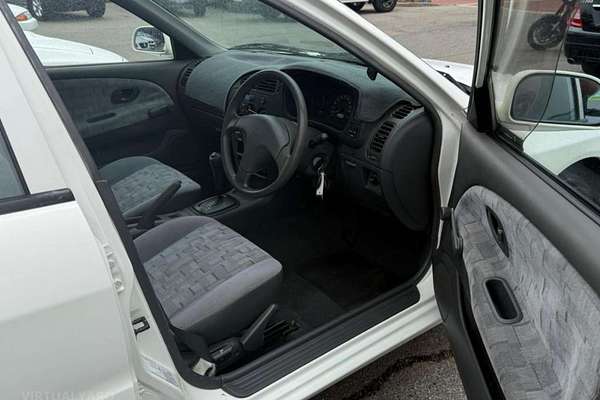 2002 Mitsubishi Lancer GLi CE2