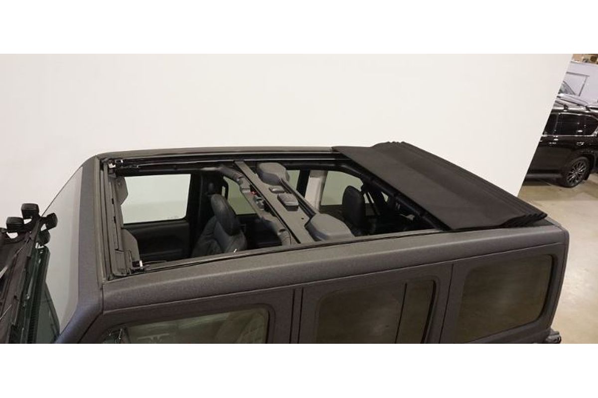 2022 Jeep Wrangler Unlimited Overland JL