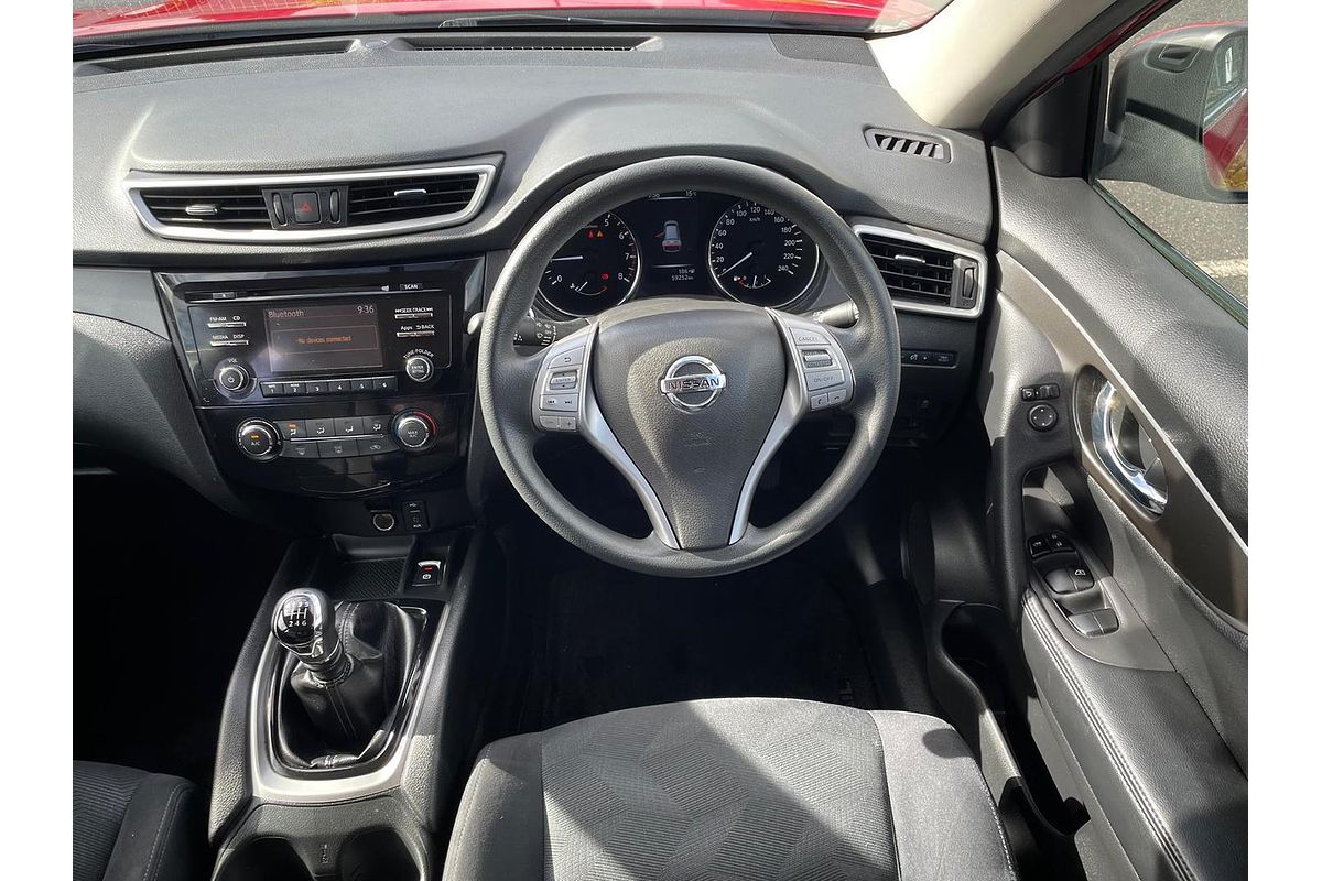 2015 Nissan X-TRAIL ST T32