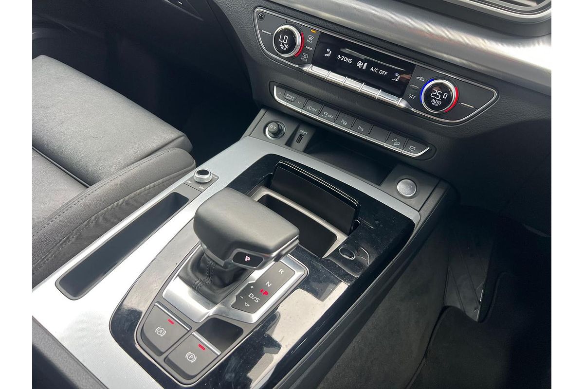 2023 Audi Q5 40 TDI S Line FY