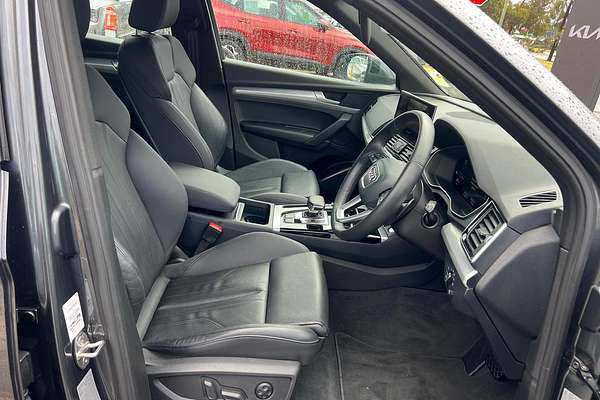 2023 Audi Q5 40 TDI S Line FY