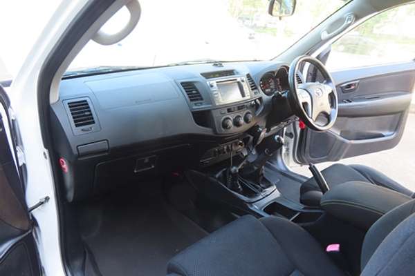 2014 Toyota Hilux SR KUN26R 4X4