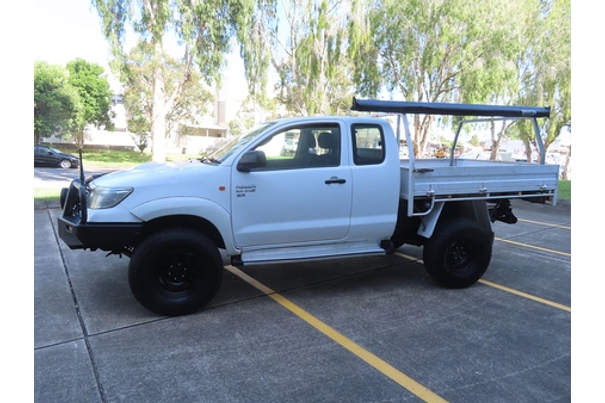 2014 Toyota Hilux SR KUN26R 4X4