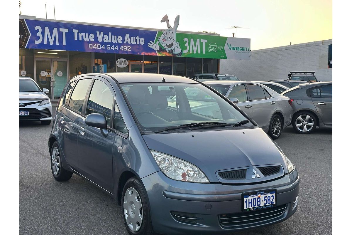 2005 Mitsubishi Colt LS RG