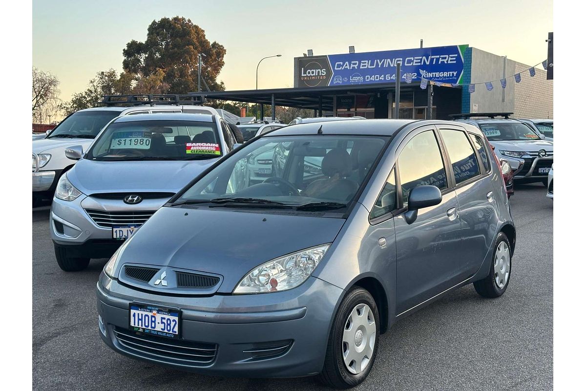 2005 Mitsubishi Colt LS RG