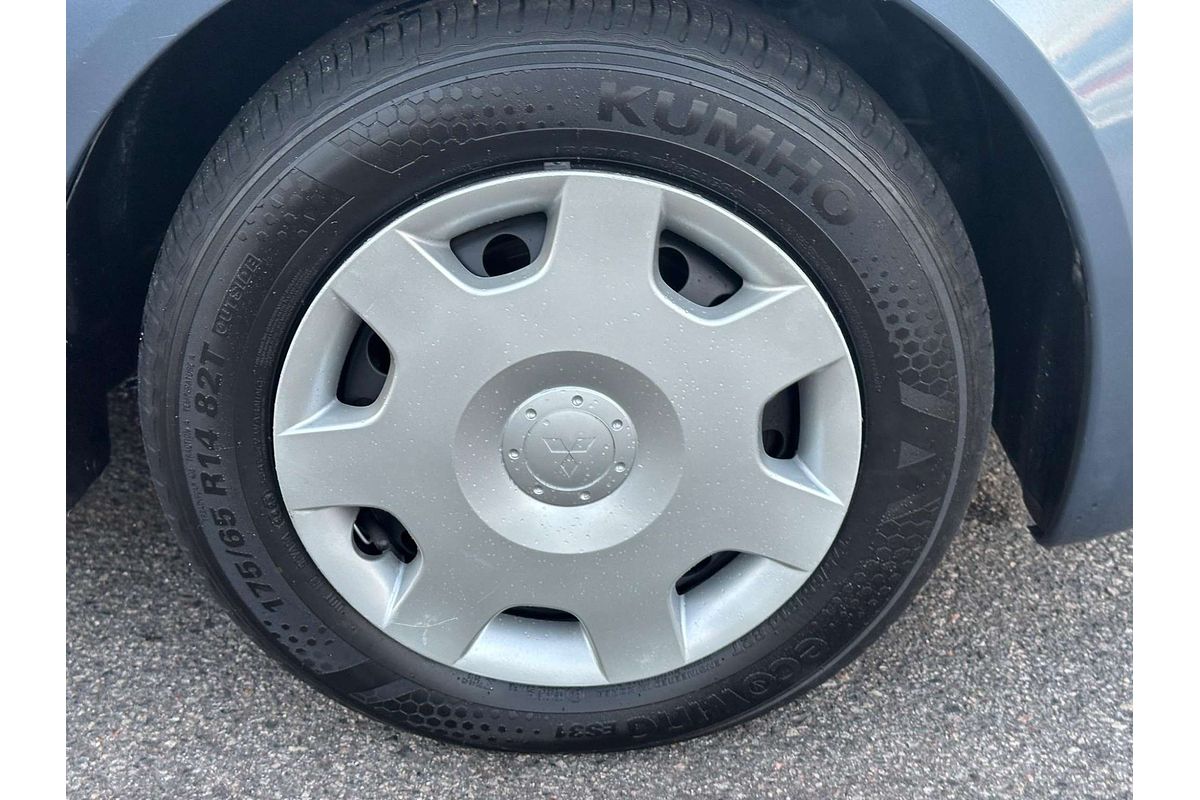 2005 Mitsubishi Colt LS RG