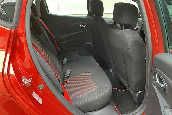 2014 Renault Clio R.S. 200 Sport IV B98