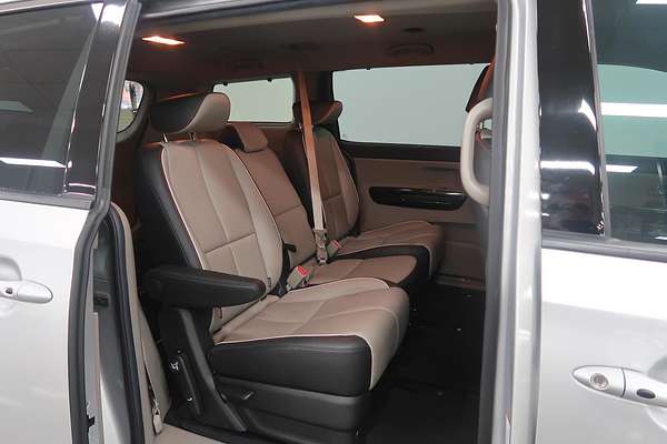 2020 Kia Carnival Platinum YP