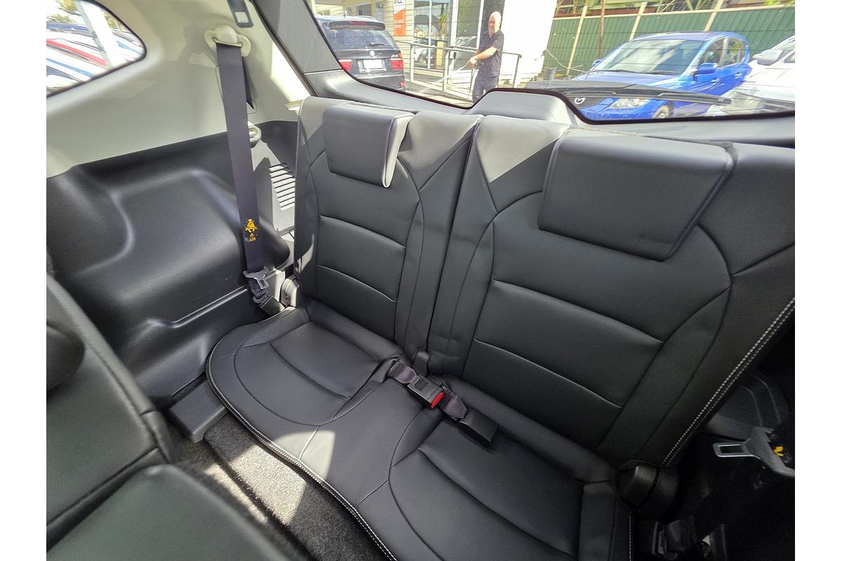 2013 Nissan Dualis +2 Ti-L J10 Series 4
