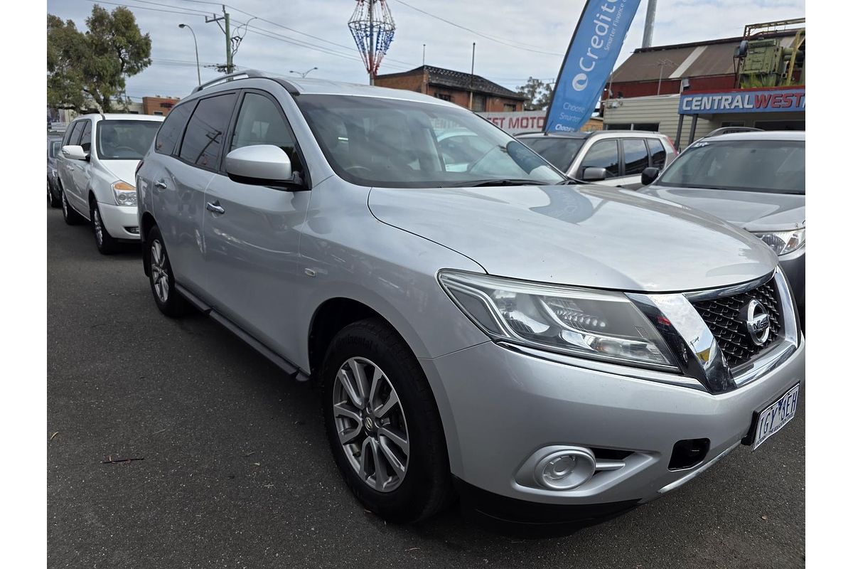 2016 Nissan Pathfinder ST R52