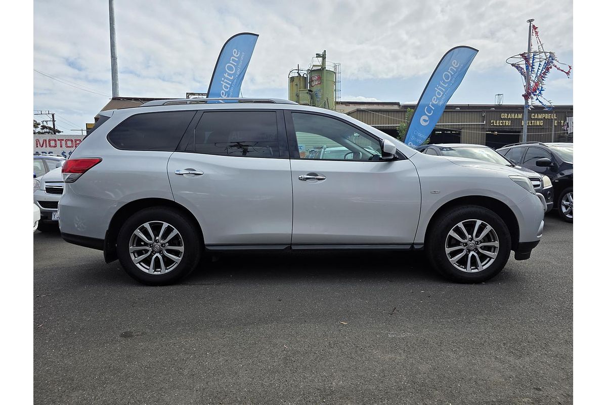 2016 Nissan Pathfinder ST R52