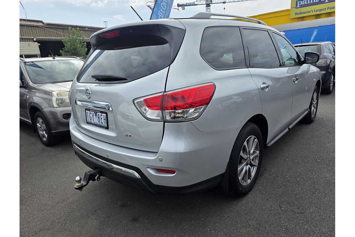 2016 Nissan Pathfinder ST R52