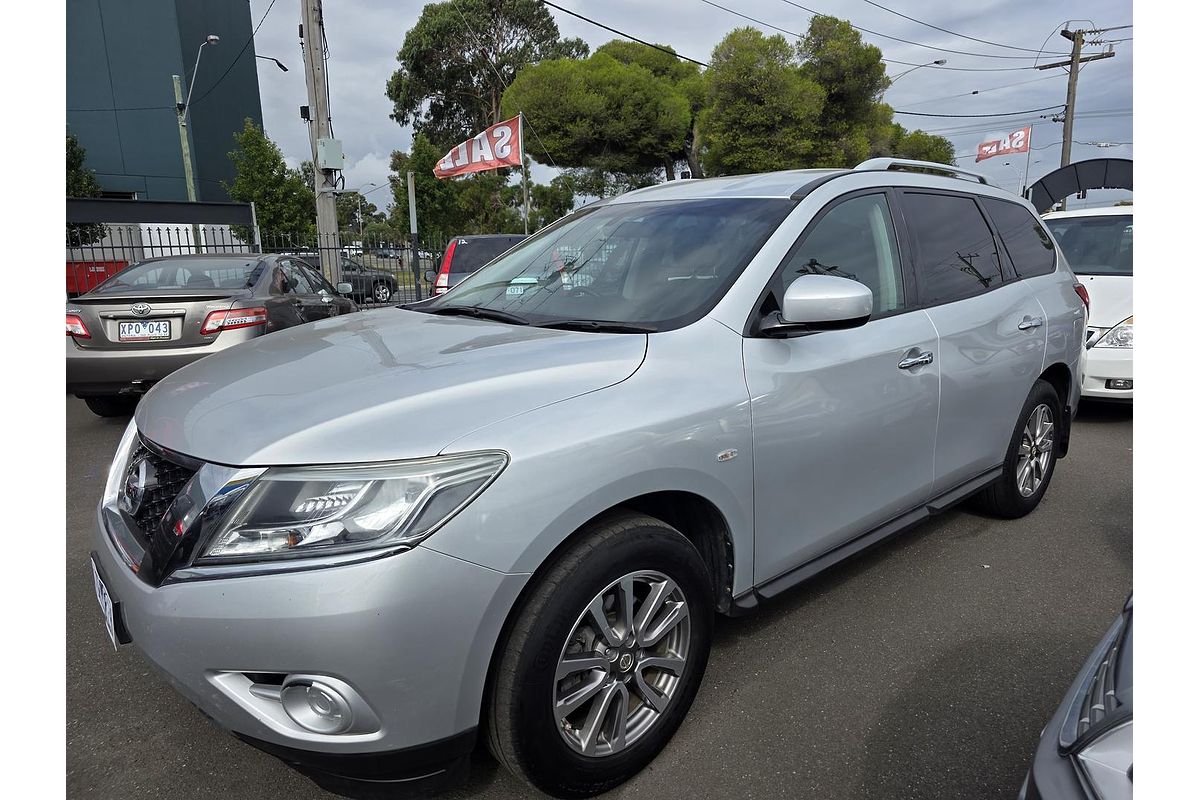 2016 Nissan Pathfinder ST R52