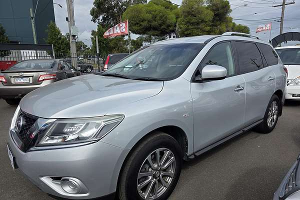 2016 Nissan Pathfinder ST R52