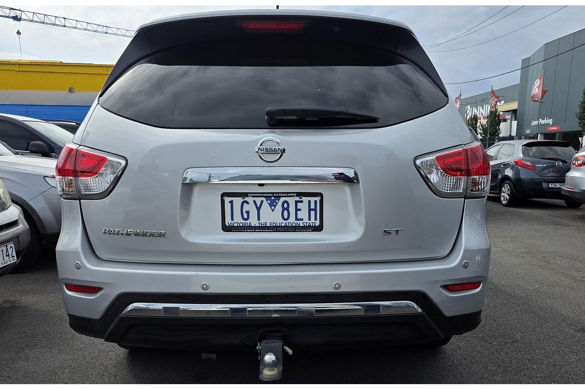 2016 Nissan Pathfinder ST R52