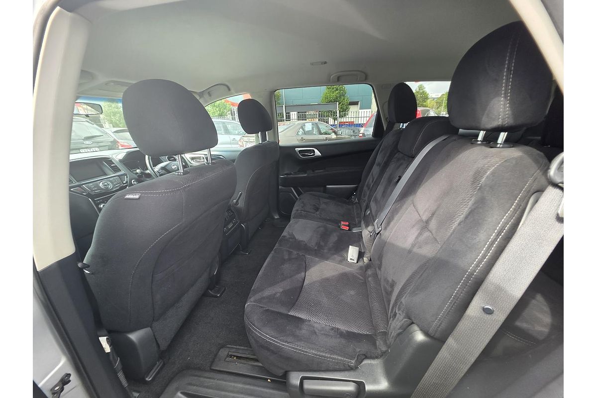2016 Nissan Pathfinder ST R52