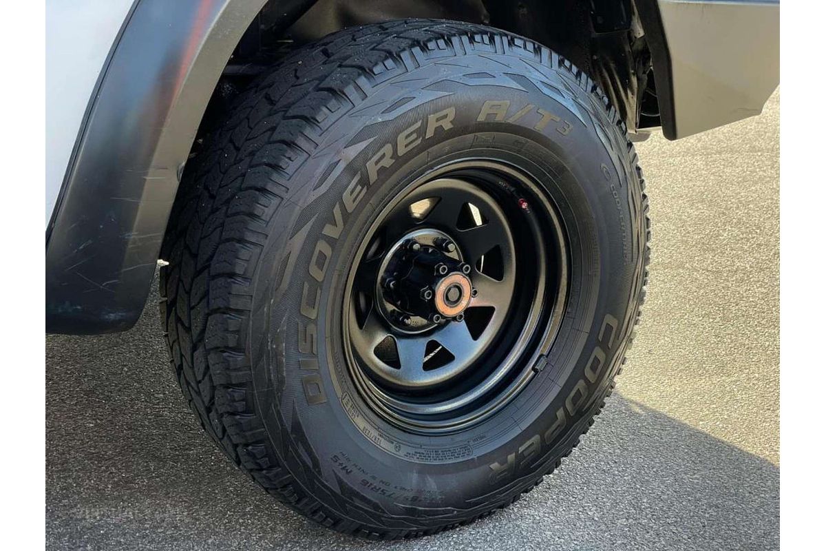 2003 Nissan Patrol ST GU III
