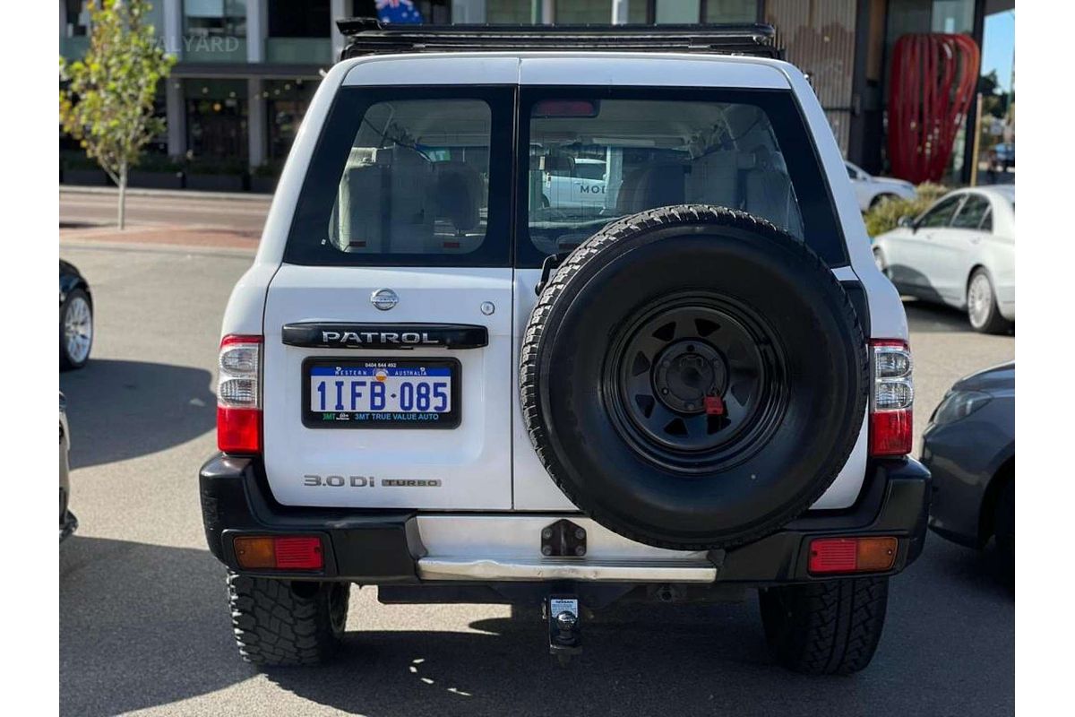 2003 Nissan Patrol ST GU III