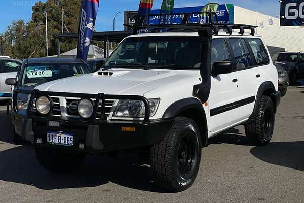 2003 Nissan Patrol ST GU III