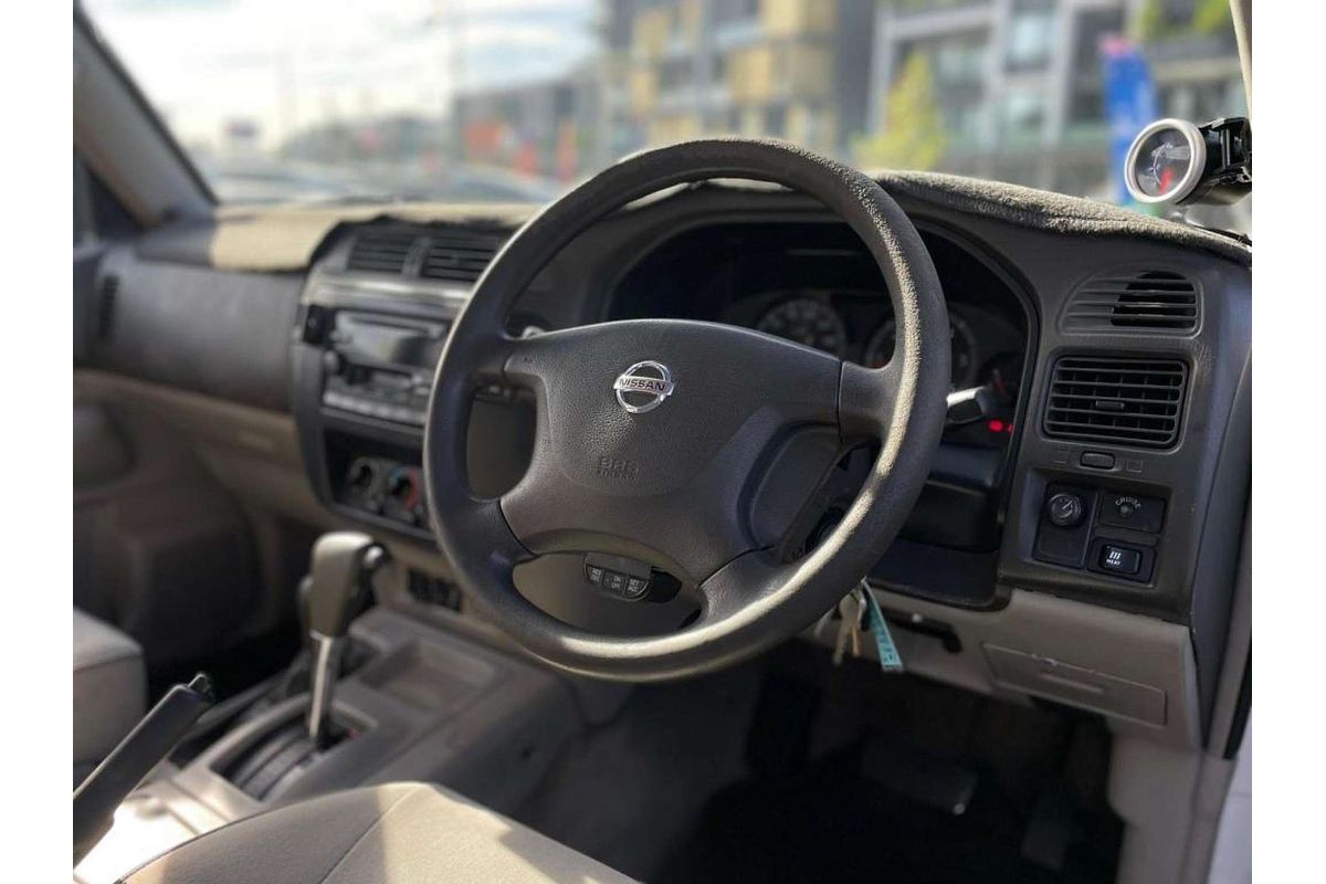 2003 Nissan Patrol ST GU III