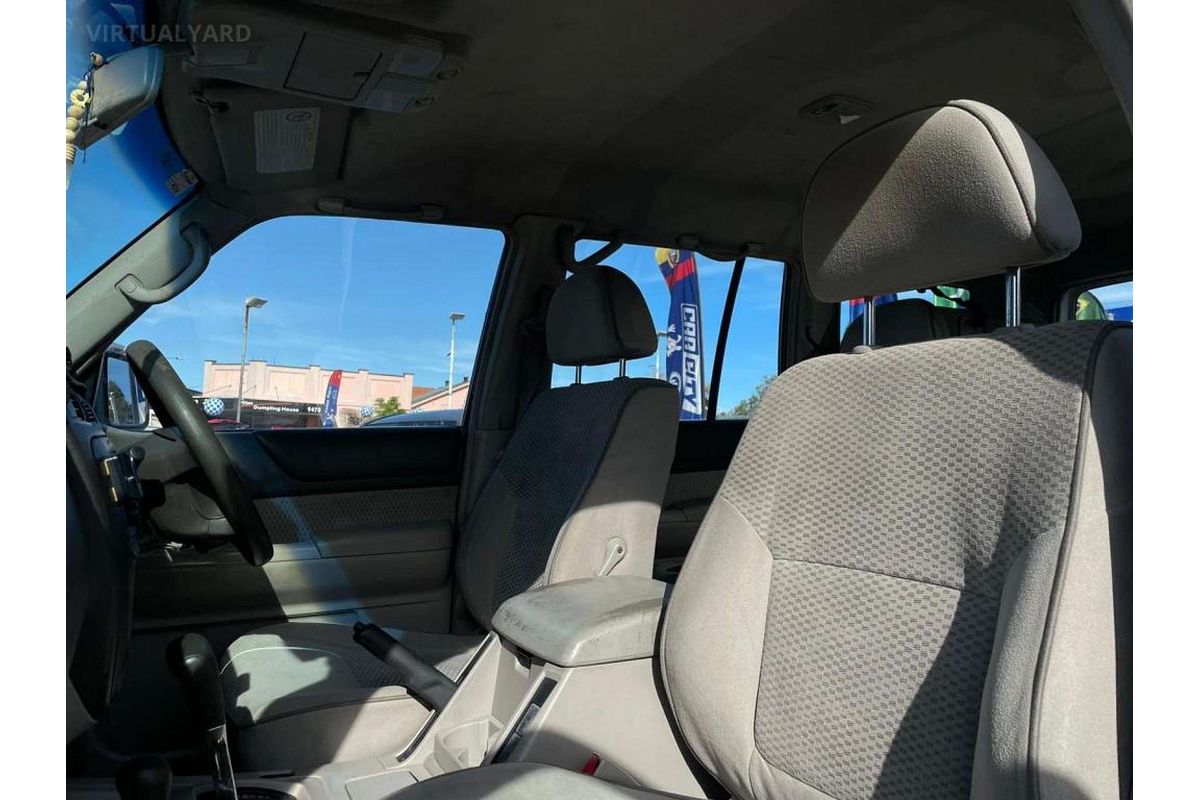 2003 Nissan Patrol ST GU III
