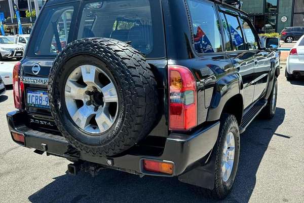 2007 Nissan Patrol ST GU IV