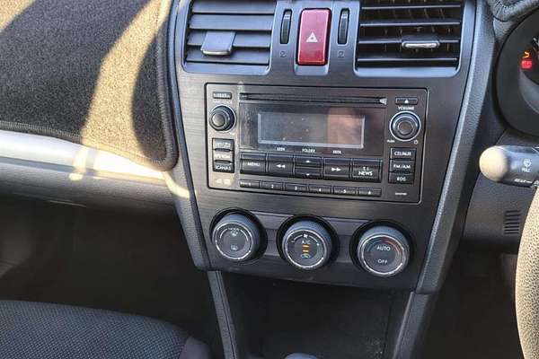 2013 Subaru XV 2.0i G4X