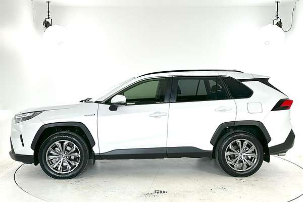 2024 Toyota RAV4 GXL AXAH52R