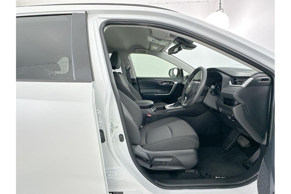 2024 Toyota RAV4 GXL AXAH52R